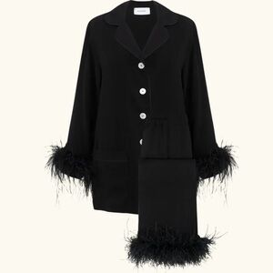 Sleeper Party Pajamas Set with Detachable Feathers in Black - Size Medium - NBW